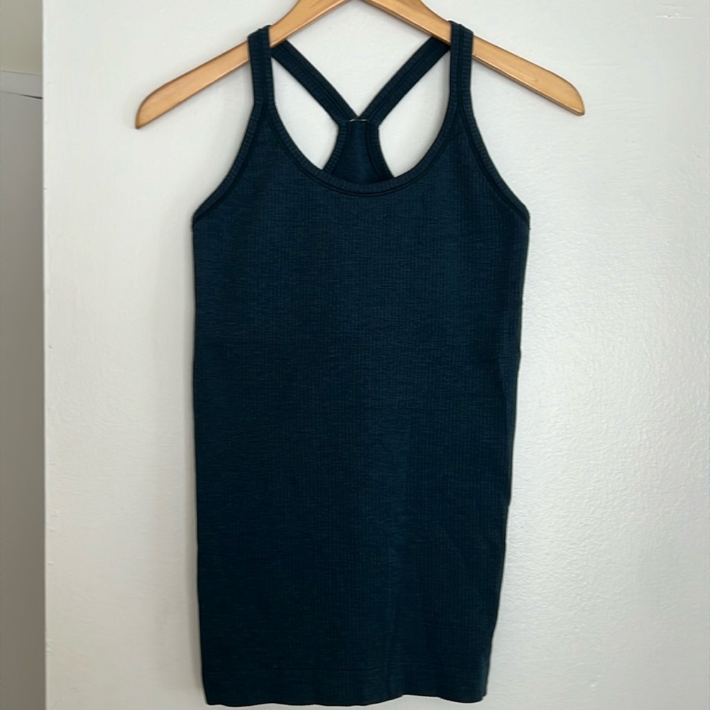 Lululemon Green Ribbed Tank Sz 6